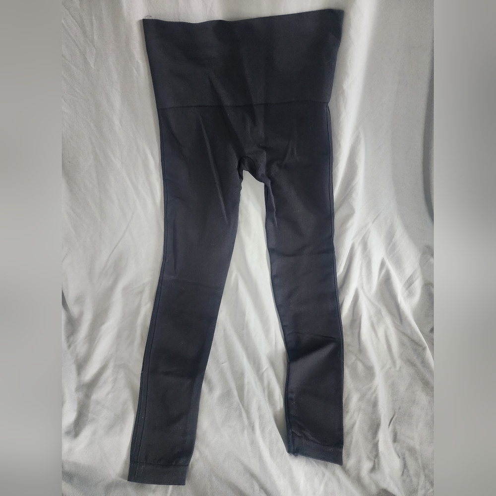 Spanx seamless black leggings